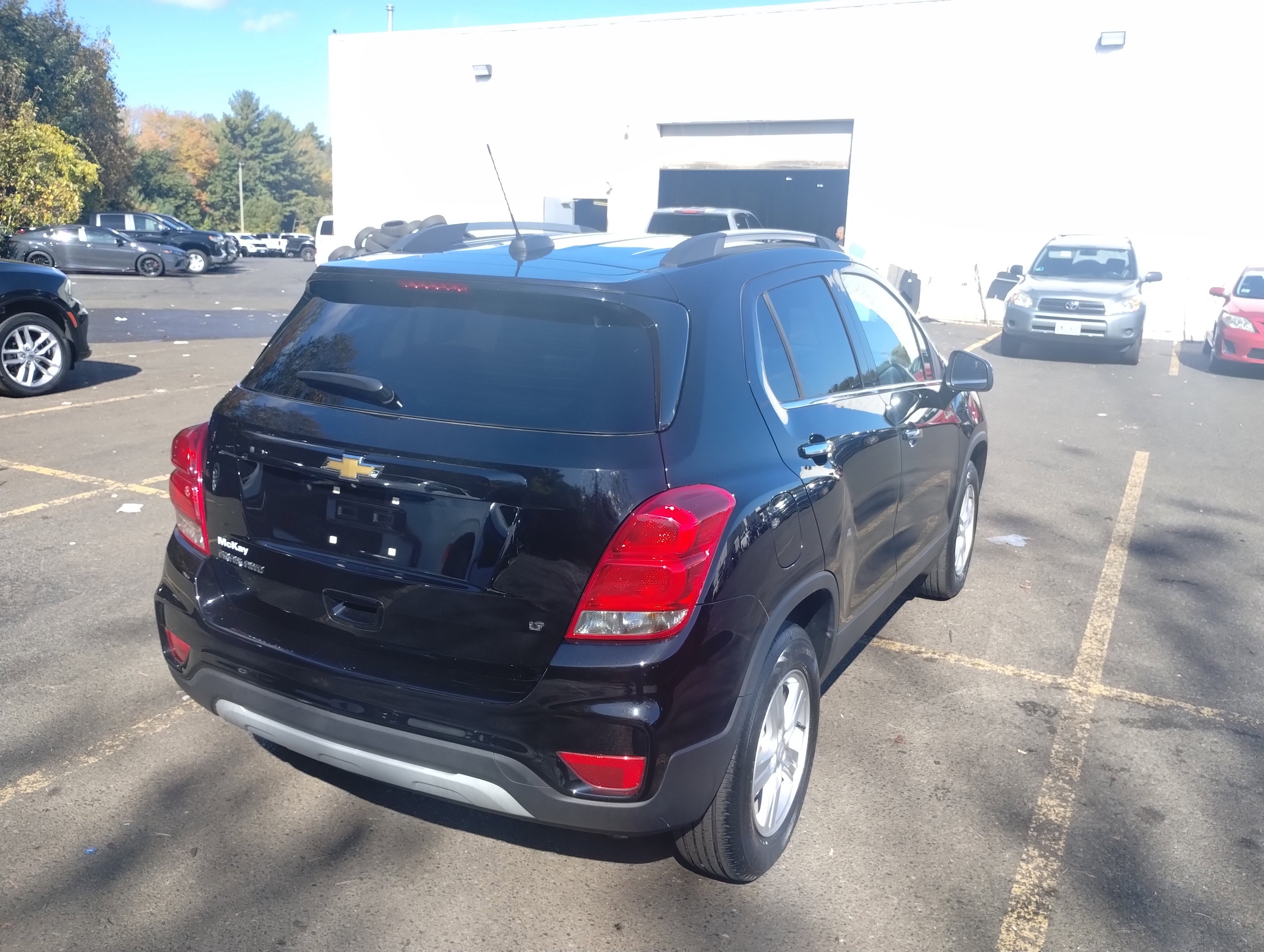 Used 2020 Chevrolet Trax LT w/ LT Convenience Package image 3