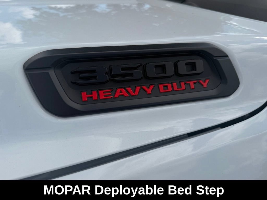 New 2026 RAM 3500 Big Horn AWD/4WD image 33