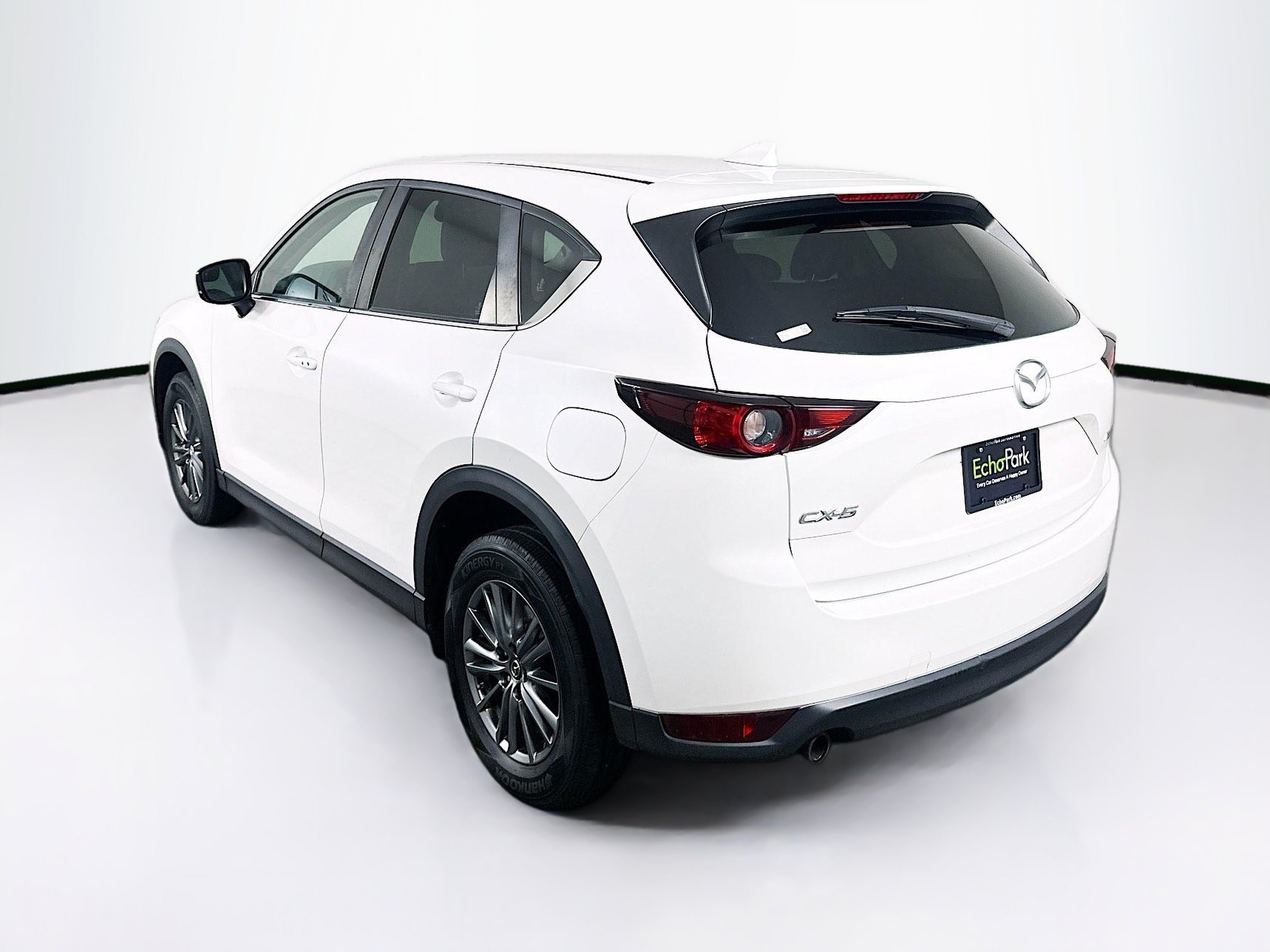 Used 2017 MAZDA CX-5 Touring w/ Preferred Equipment Package FWD image 5