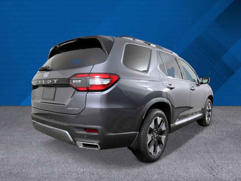 New 2026 Honda Pilot Touring image 4
