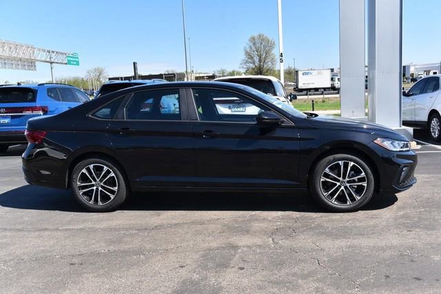 New 2026 Volkswagen Jetta Sport image 5