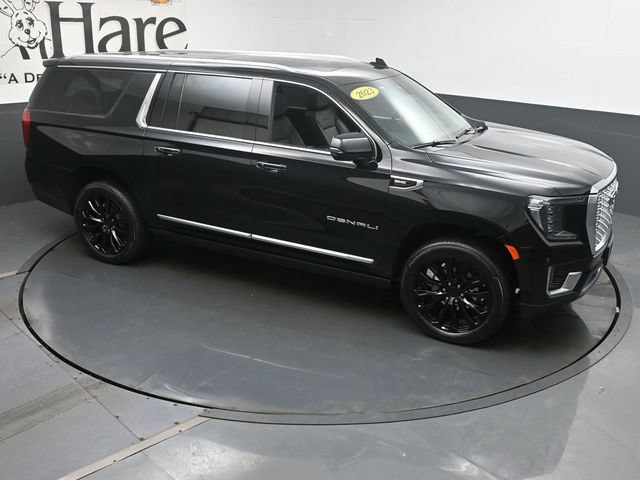 Used 2023 GMC Yukon XL Denali AWD/4WD image 39