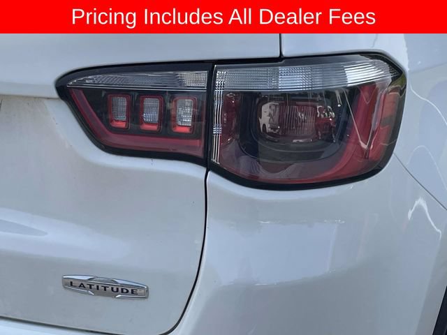 Used 2017 Jeep Compass Latitude AWD/4WD image 8