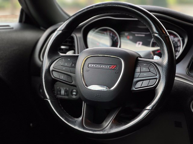 Used 2020 Dodge Challenger R/T Scat Pack w/ Driver Convenience Group RWD image 25