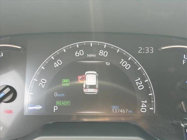 Used 2021 Toyota RAV4 SE w/ Weather & Moonroof Package AWD/4WD image 17