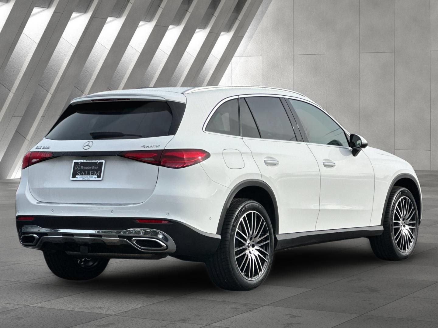 New 2026 Mercedes-Benz GLC 300 4MATIC image 4