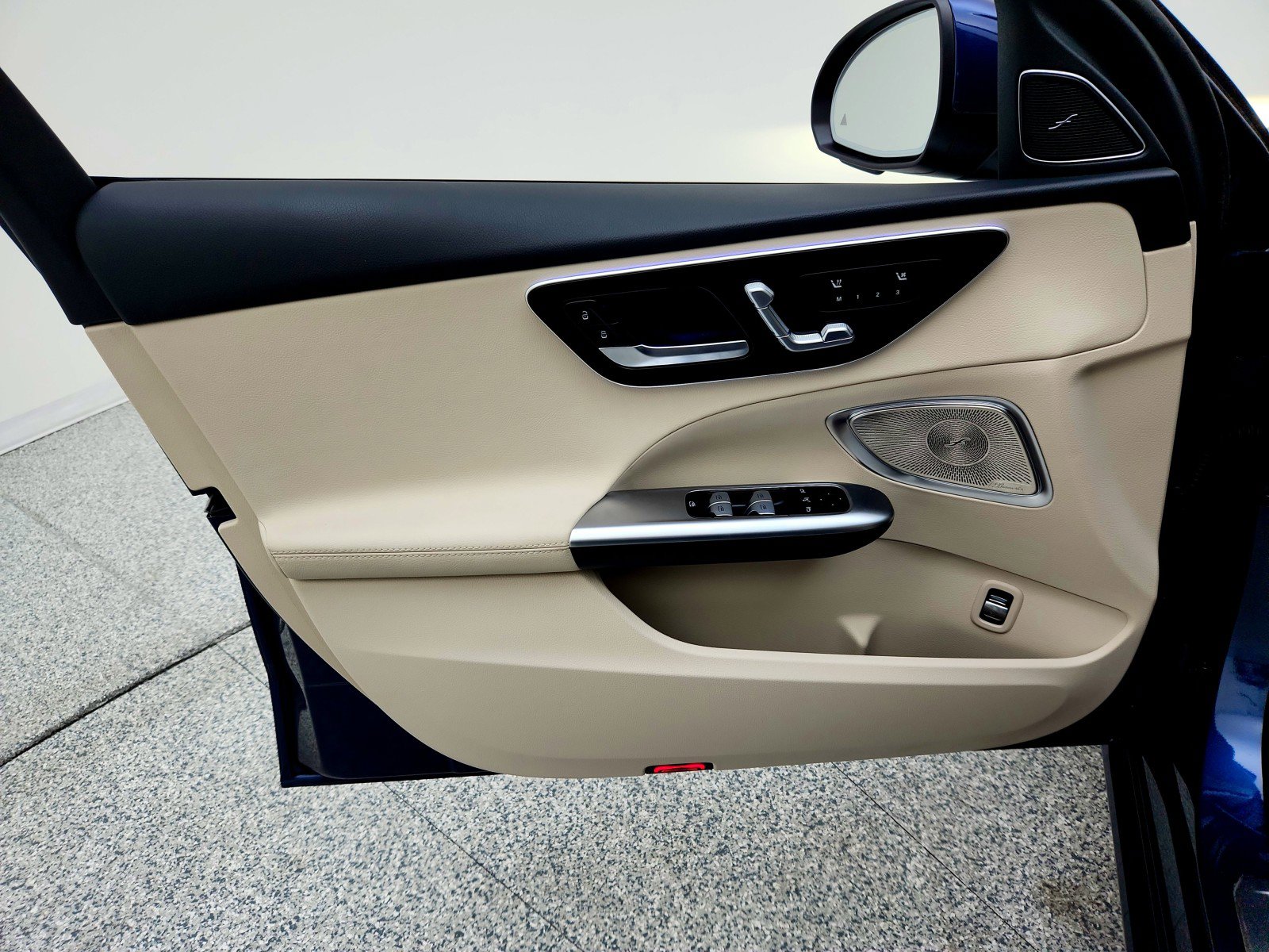 Used 2024 Mercedes-Benz C 300 Sedan image 21