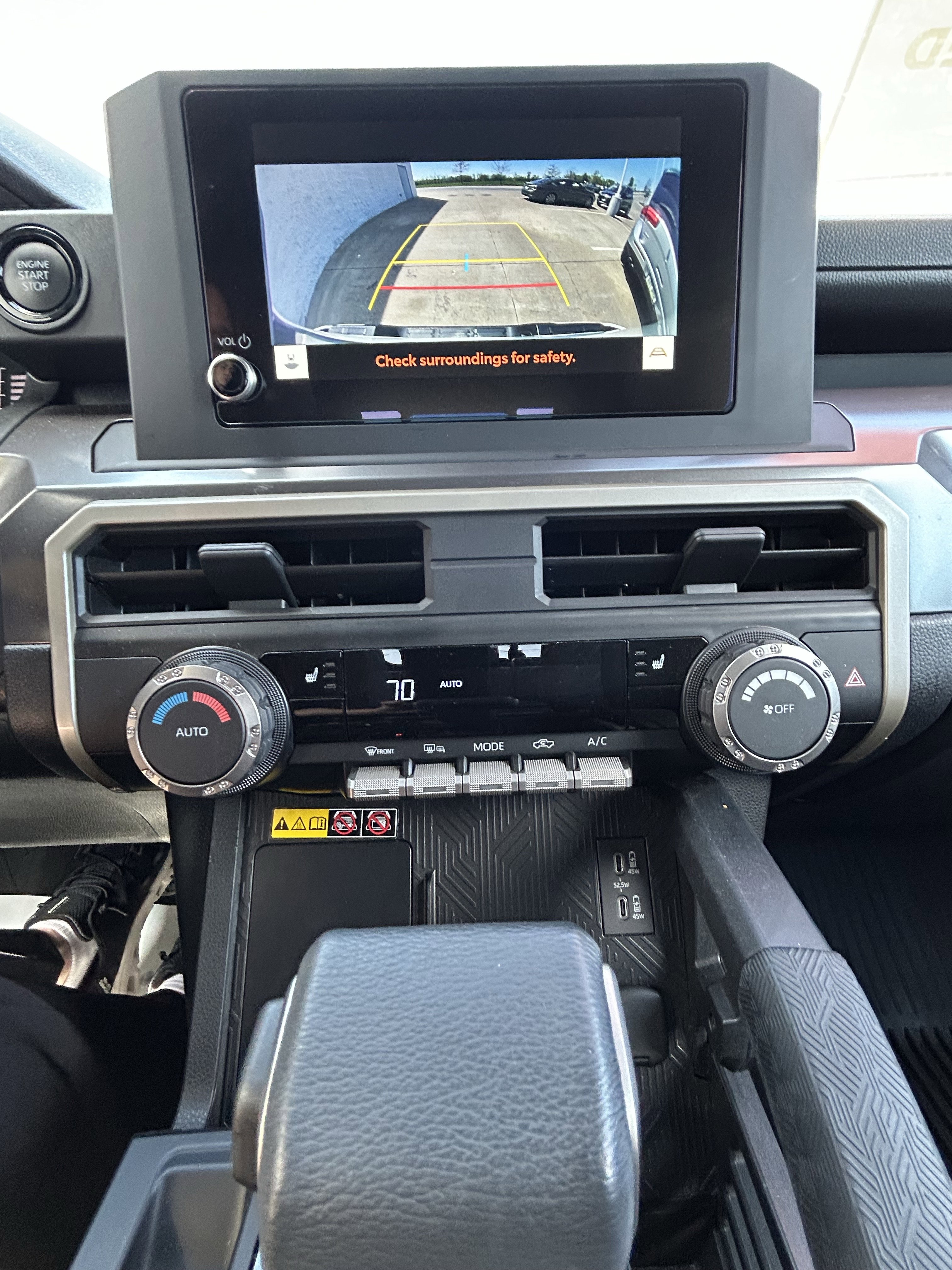 Certified 2025 Toyota Tacoma SR5 w/ SR5 Upgrade Package AWD/4WD image 29
