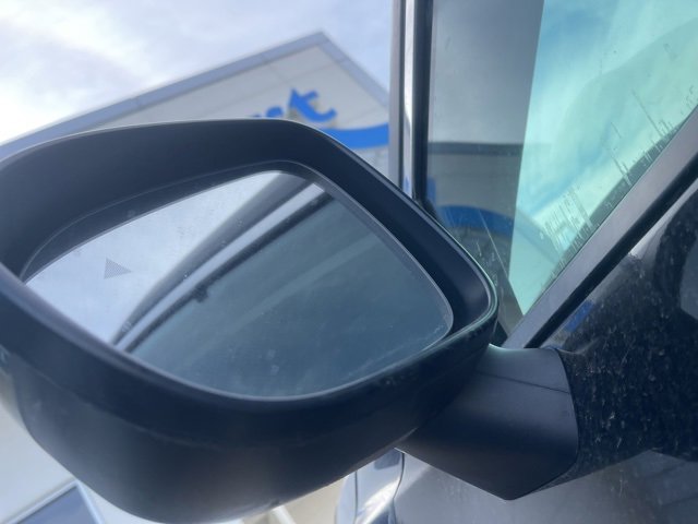 Used 2023 Nissan Rogue SV image 26