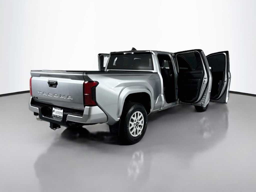 Used 2024 Toyota Tacoma SR5 AWD/4WD image 23