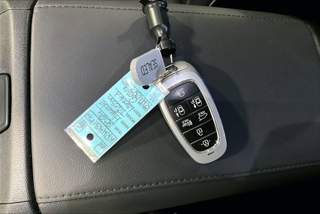 Used 2024 Hyundai Tucson Limited image 13