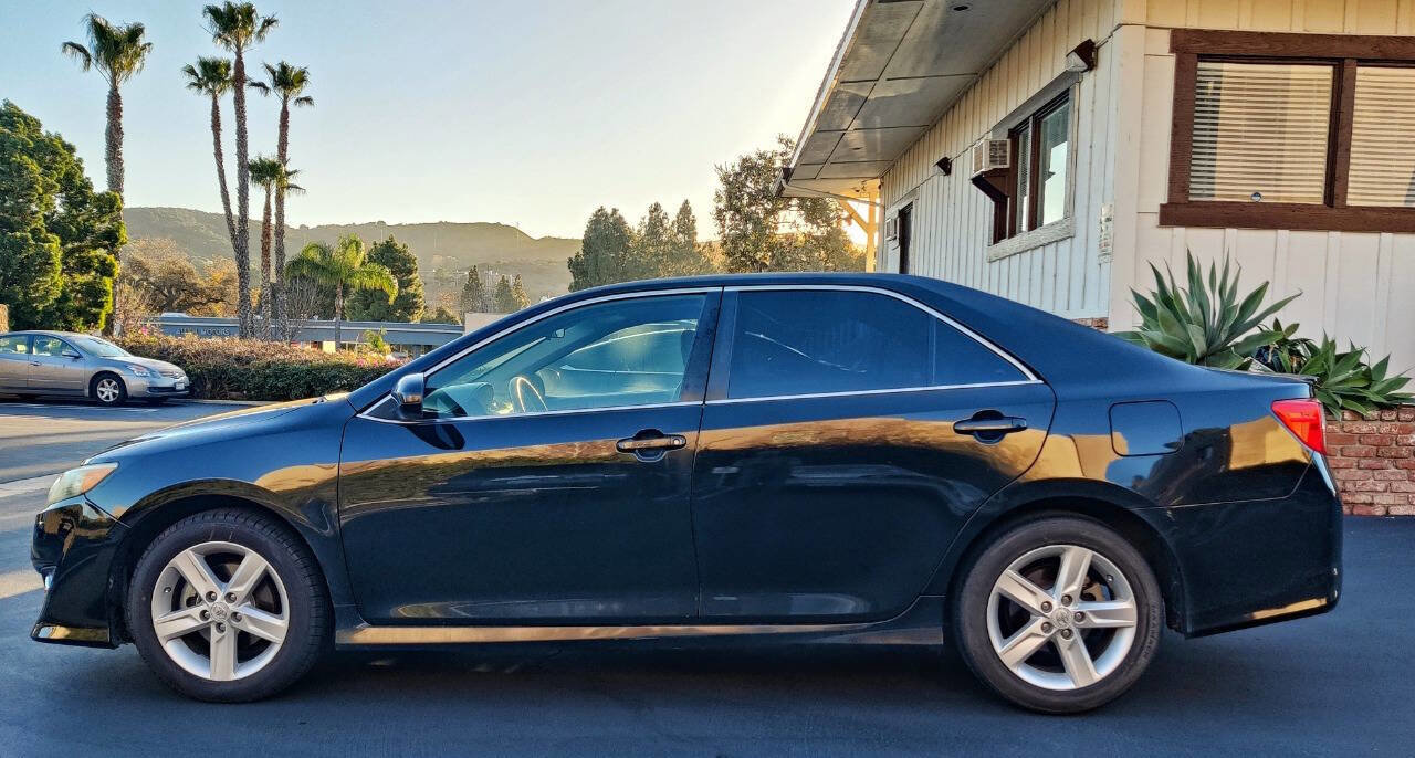 Used 2012 Toyota Camry SE image 7