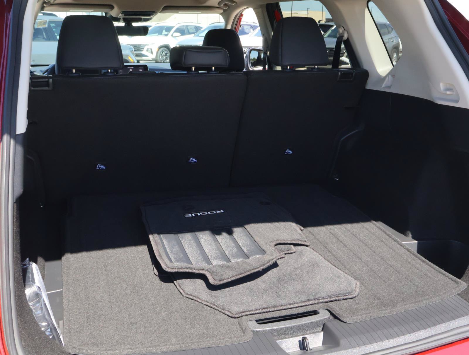 Used 2026 Nissan Rogue Dark Armor FWD image 21