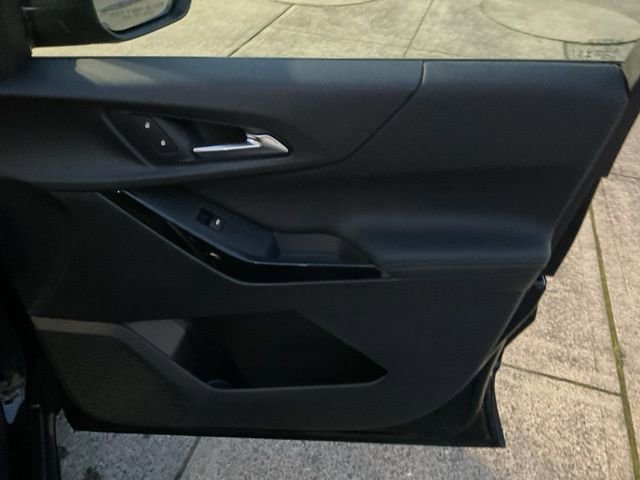 New 2026 Chevrolet Equinox LT image 30