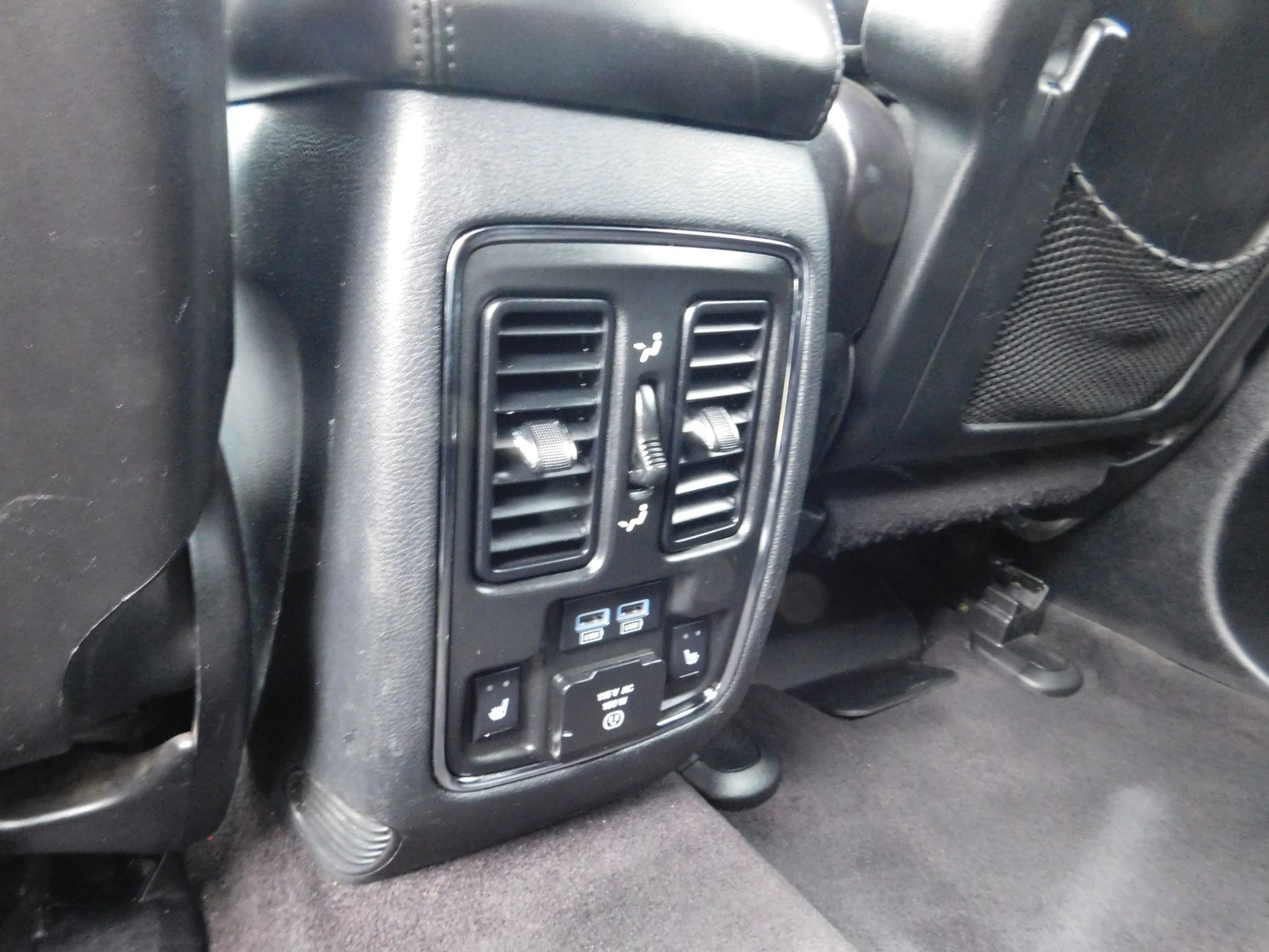 Used 2017 Dodge Durango GT w/ Premium Group AWD/4WD image 13