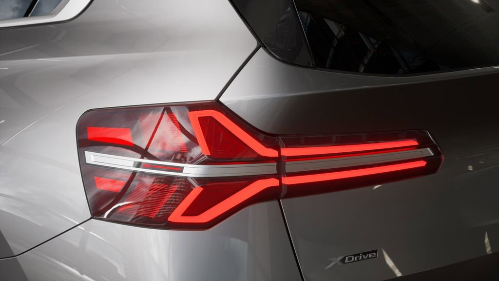 Used 2026 BMW X3 xDrive30 w/ Convenience Package image 32