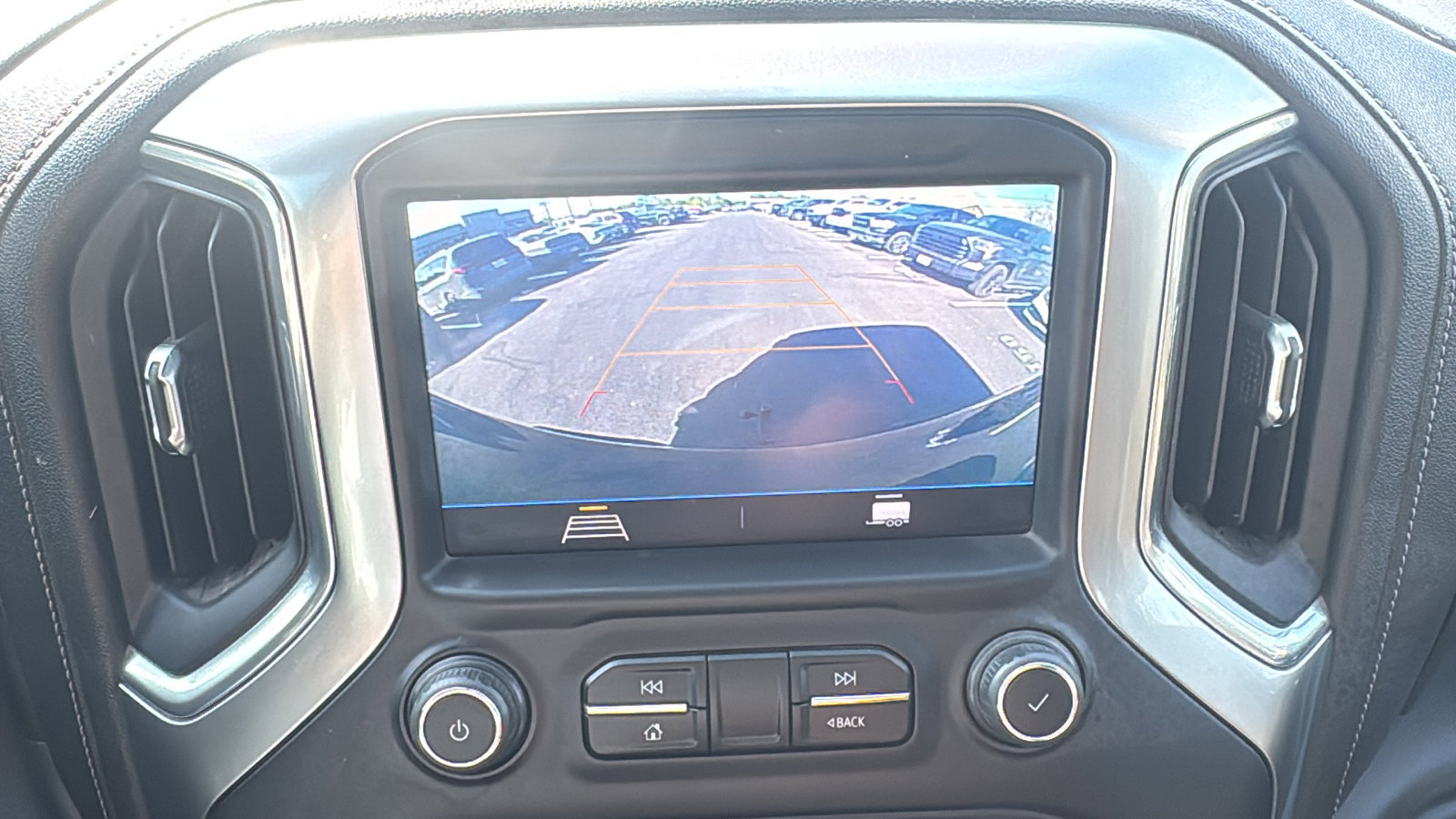 Used 2021 Chevrolet Silverado 1500 RST image 17
