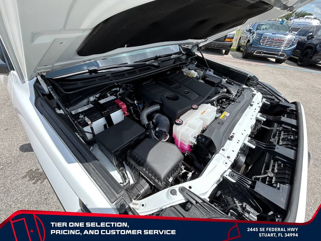 Used 2025 Toyota Tundra SR5 AWD/4WD image 22