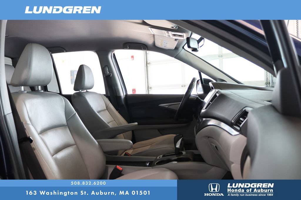 Used 2017 Honda Ridgeline RTL-T image 16
