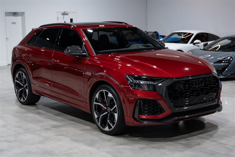 Used 2024 Audi RS Q8 AWD/4WD image 8