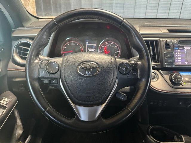 Used 2016 Toyota RAV4 SE AWD/4WD image 12