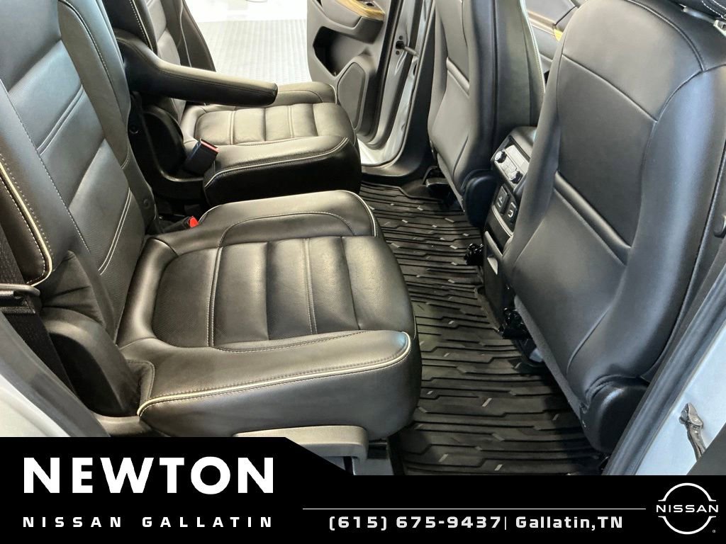 Used 2019 GMC Acadia Denali w/ Technology Package FWD image 19