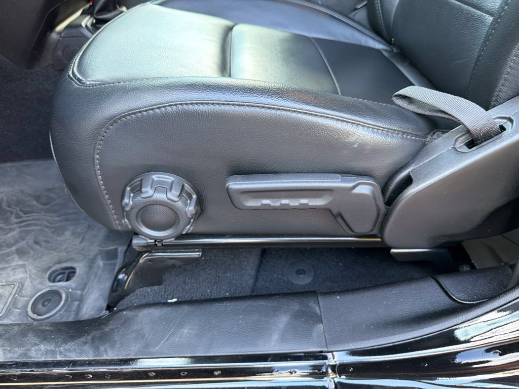Used 2023 Jeep Gladiator Sport AWD/4WD image 17