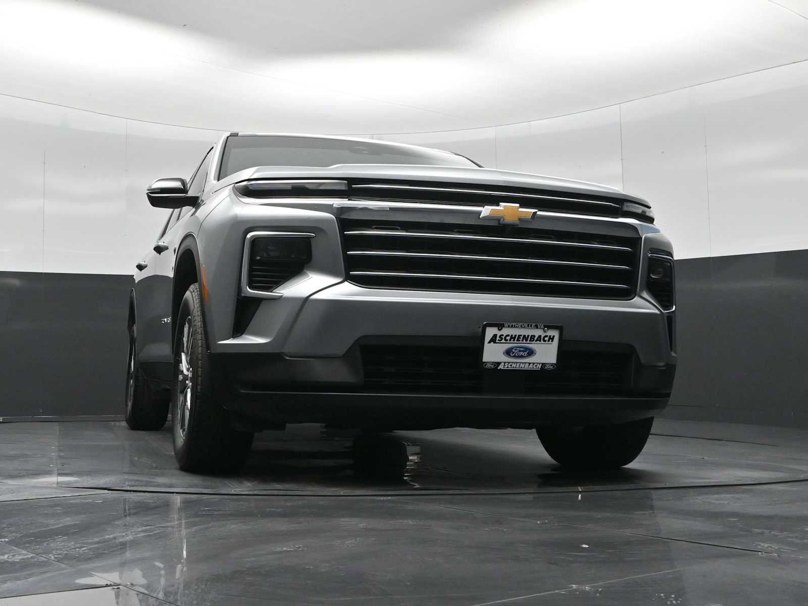 Used 2024 Chevrolet Traverse LT image 26