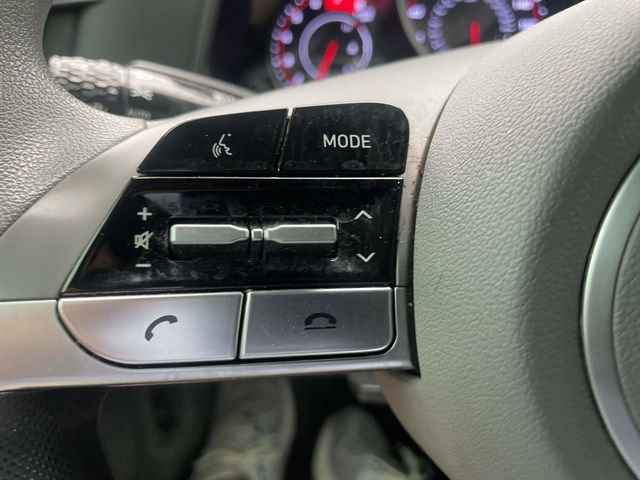 Used 2023 Hyundai Elantra SEL FWD image 15