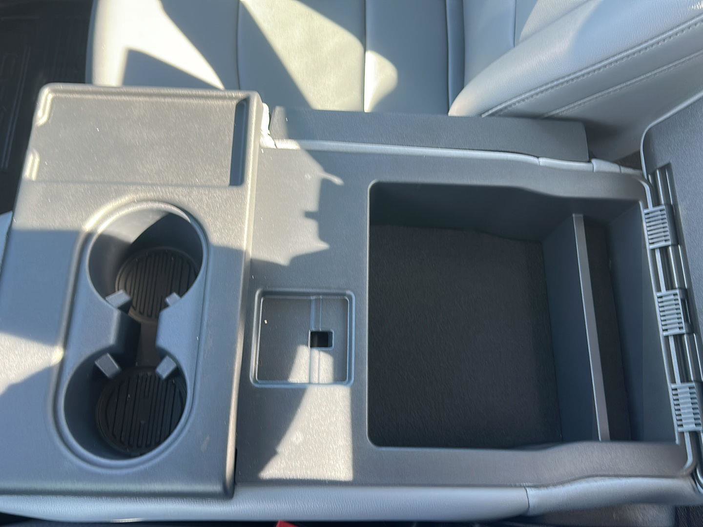 New 2026 Ford F250 XL w/ F-250 >10K GVWR Package image 20