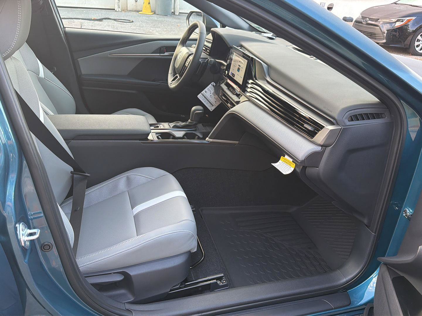 New 2026 Toyota Camry SE FWD image 13