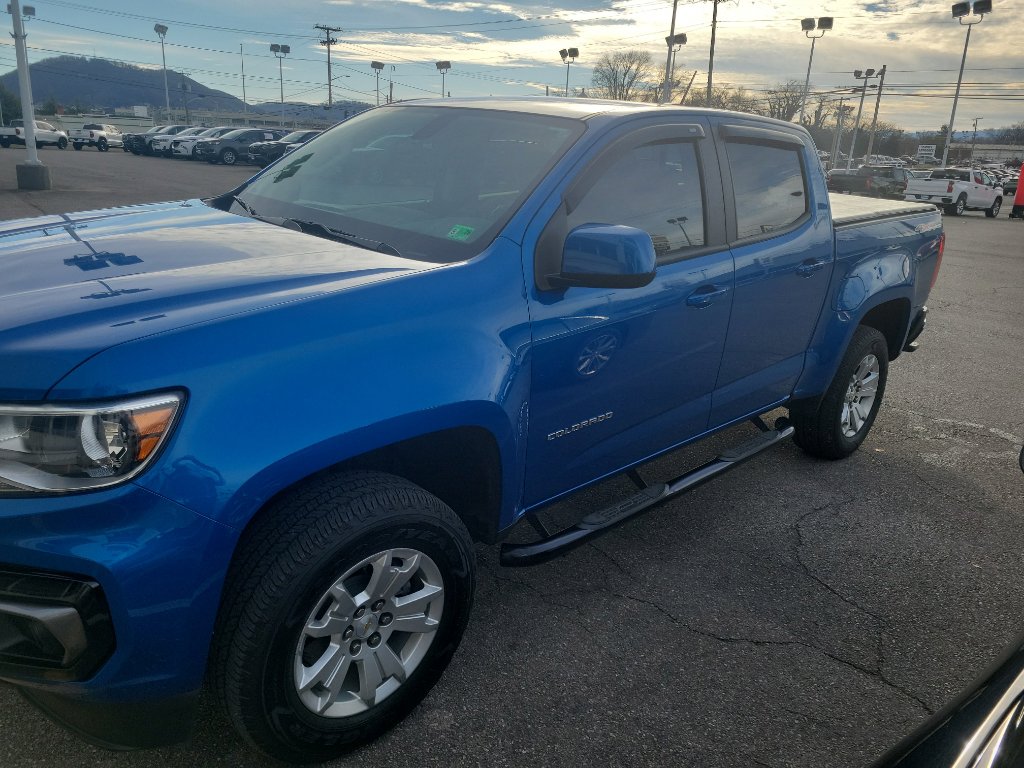 Used 2022 Chevrolet Colorado LT w/ LT Convenience Package image 4