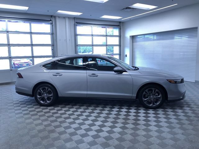 Used 2023 Honda Accord EX image 33