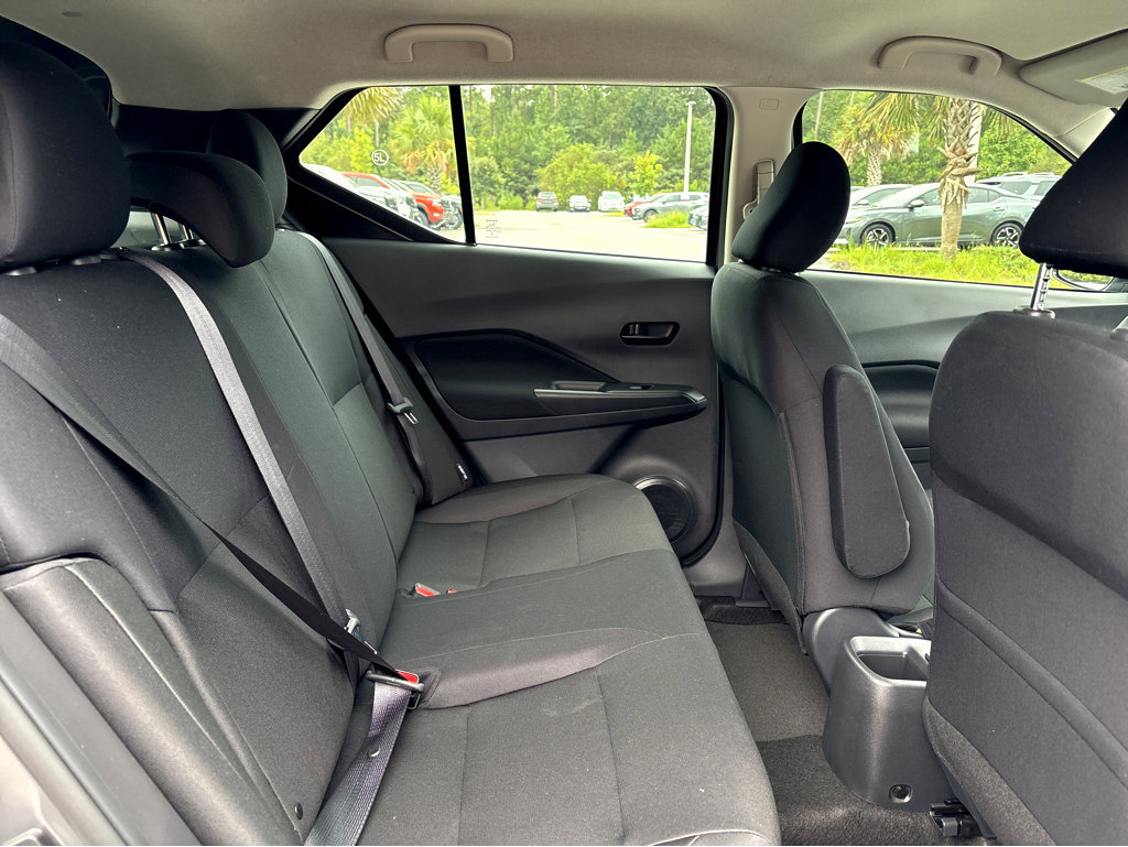 New 2025 Nissan Kicks Play S image 6