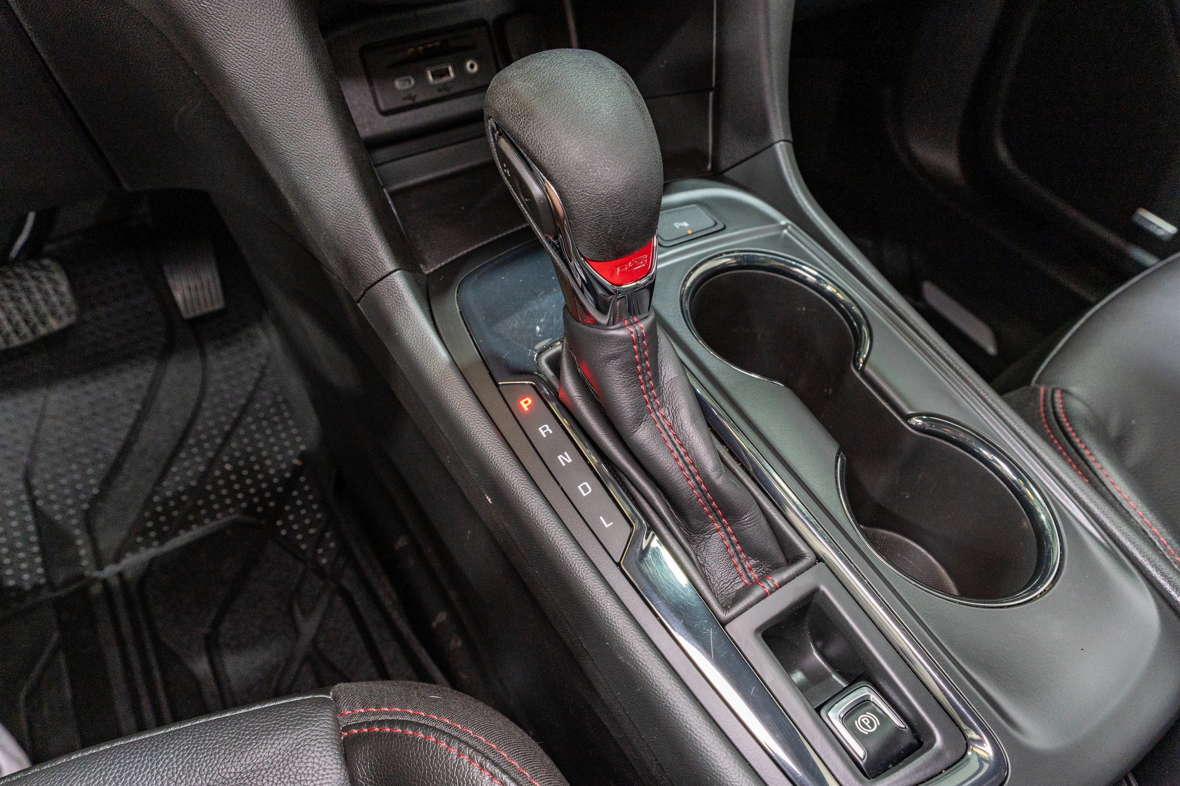Used 2024 Chevrolet Equinox RS w/ RS Leather Package FWD image 22