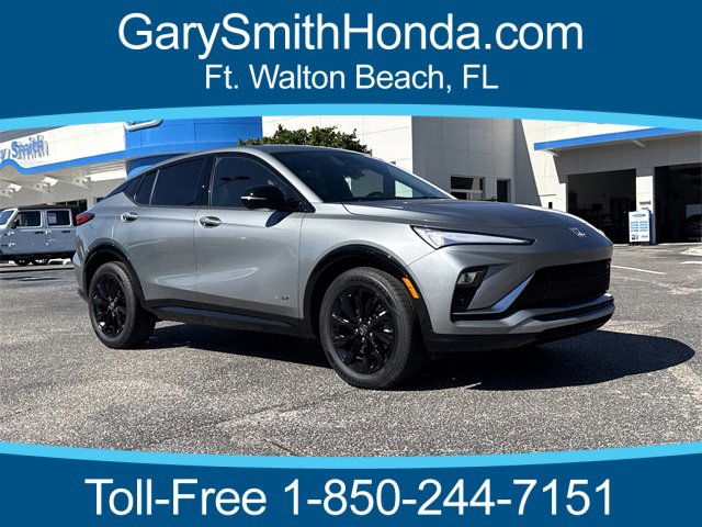 Used 2025 Buick Envista Sport Touring image 1