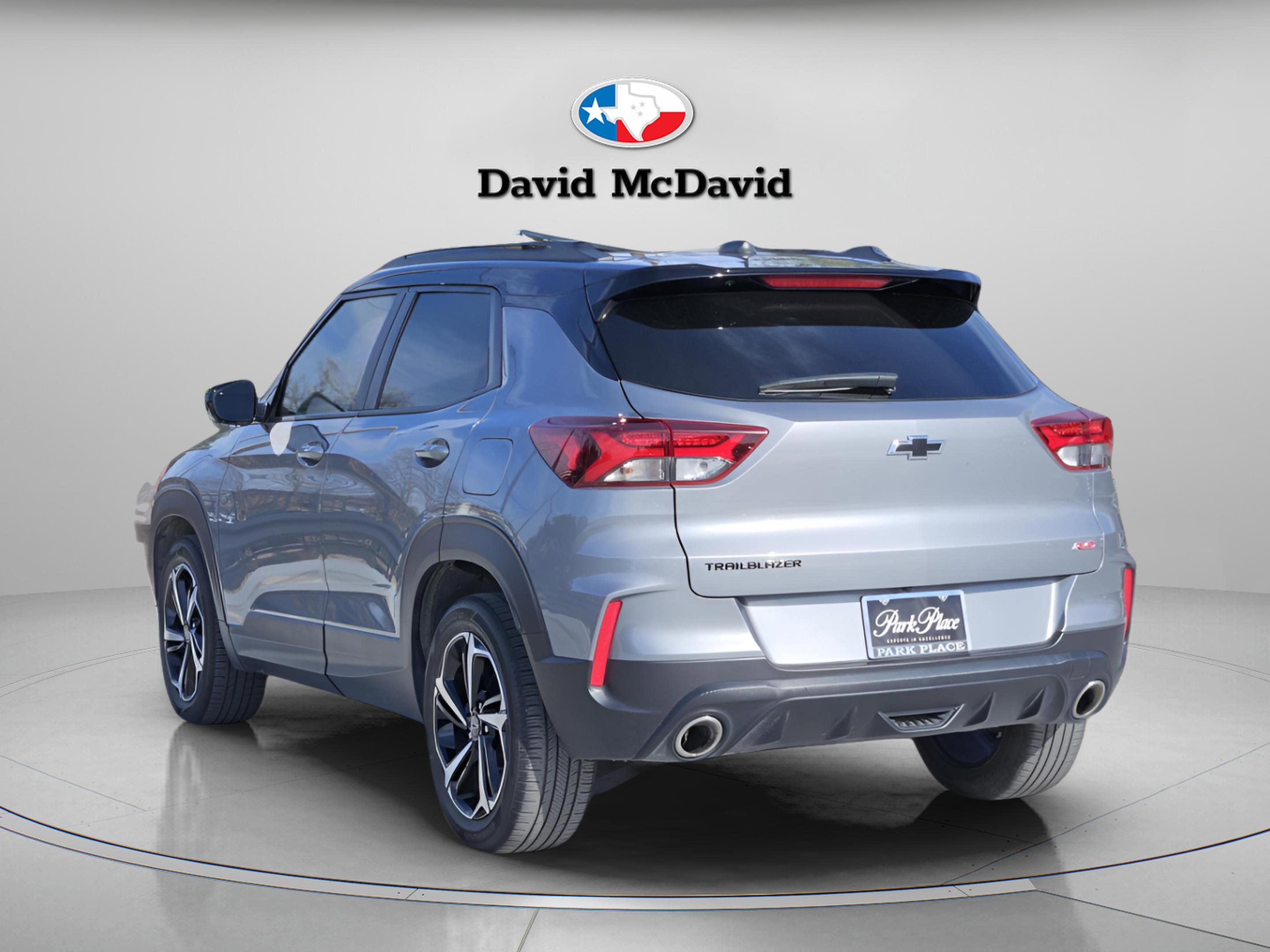 Used 2023 Chevrolet TrailBlazer RS w/ Convenience Package FWD image 4