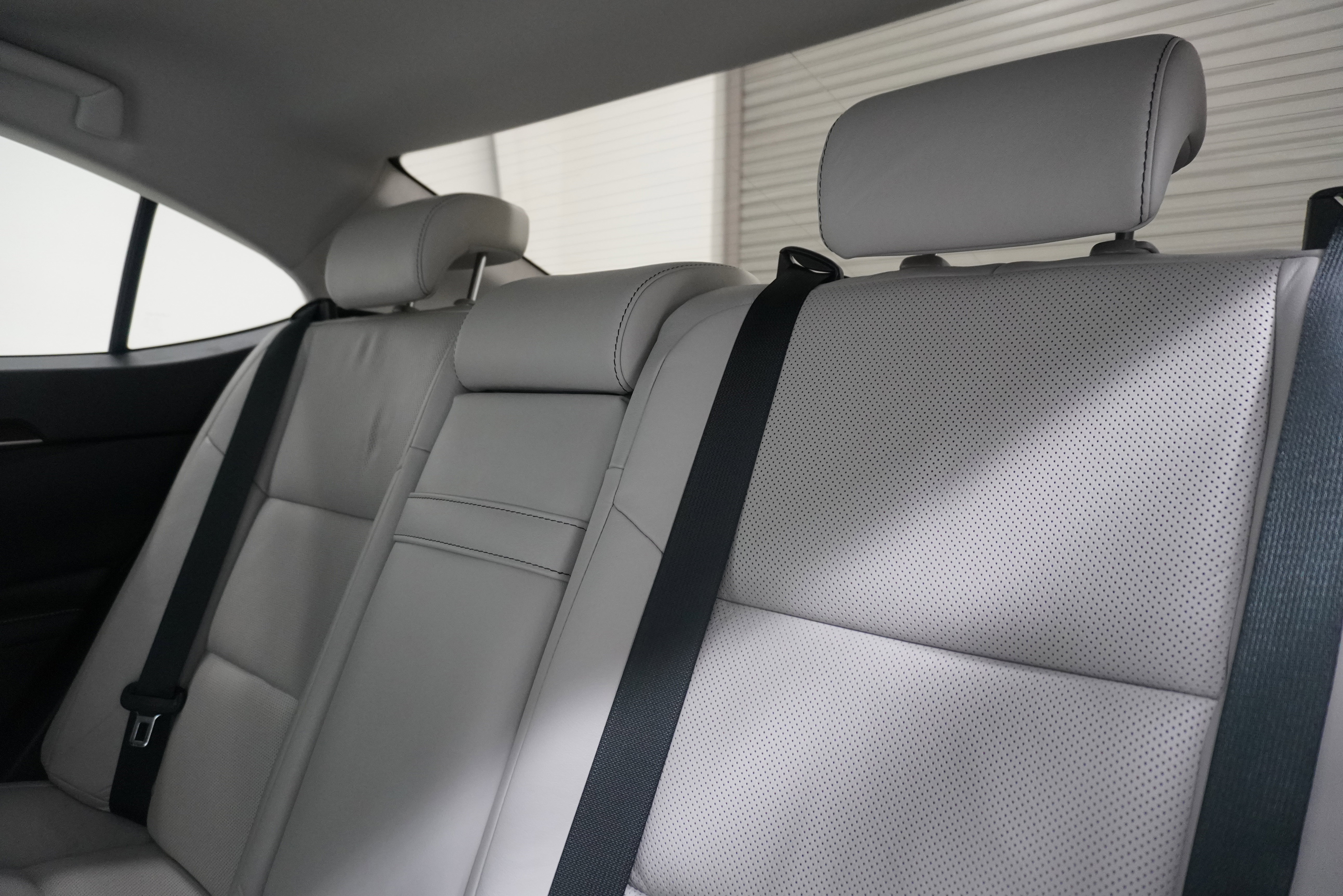 Used 2013 Lexus ES 350 w/ Luxury Pkg FWD image 12
