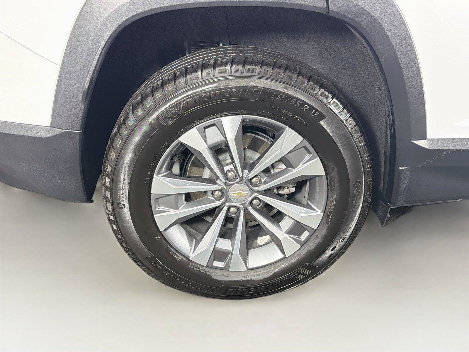 Used 2026 Chevrolet Equinox LT AWD/4WD image 34