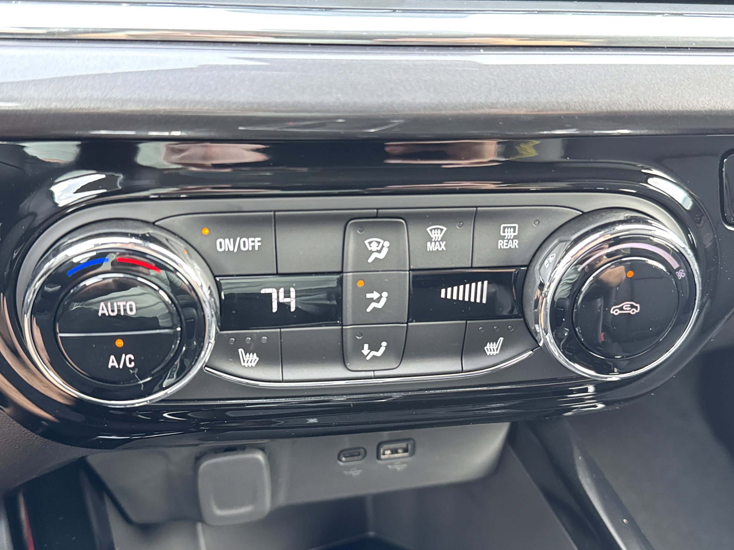 New 2026 Chevrolet Trax ACTIV w/ Driver Confidence Package FWD image 28