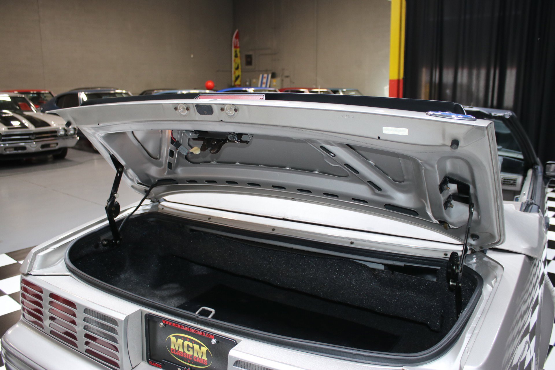 Used 1990 Ford Mustang GT image 52