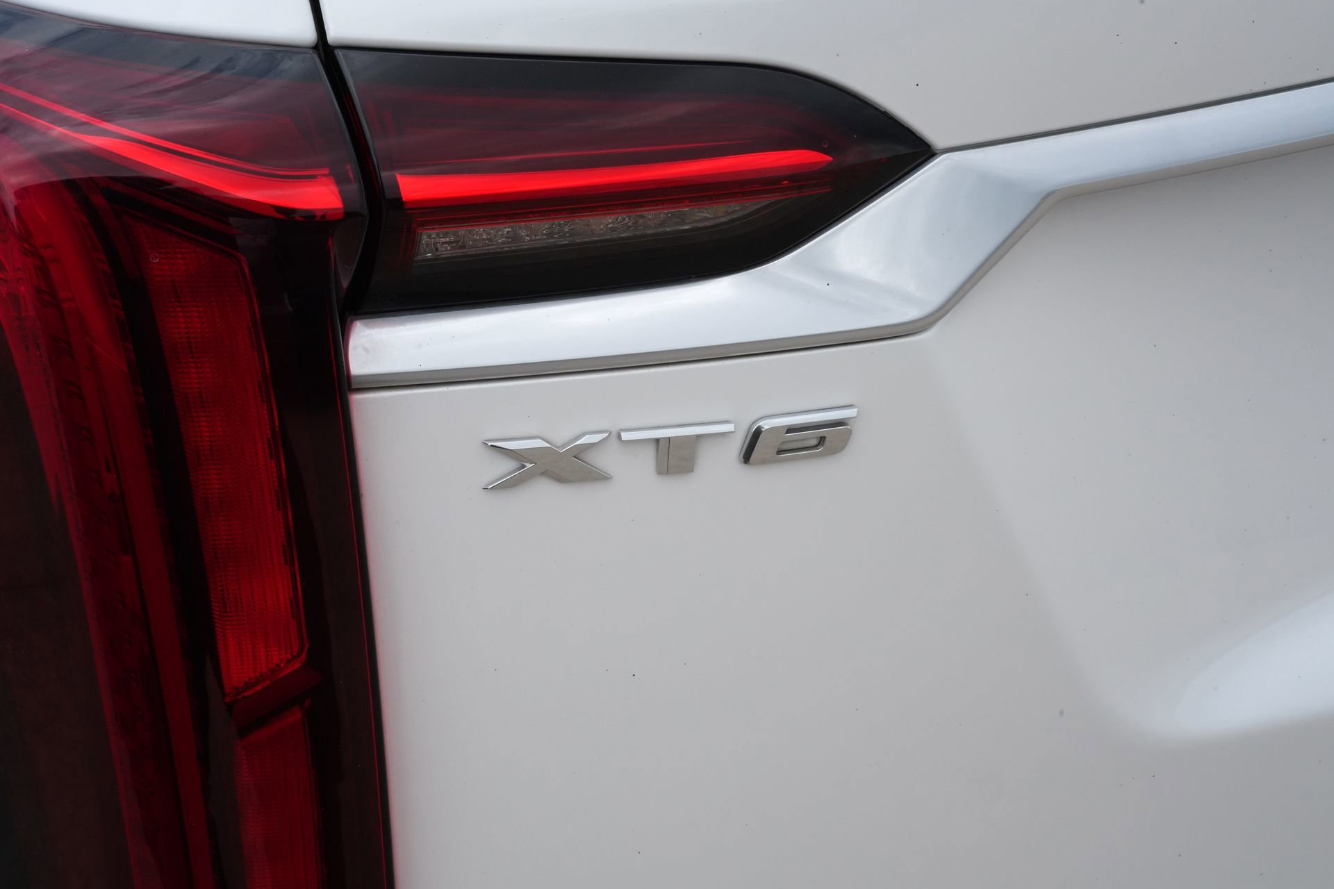 Used 2020 Cadillac XT6 Premium Luxury FWD image 21