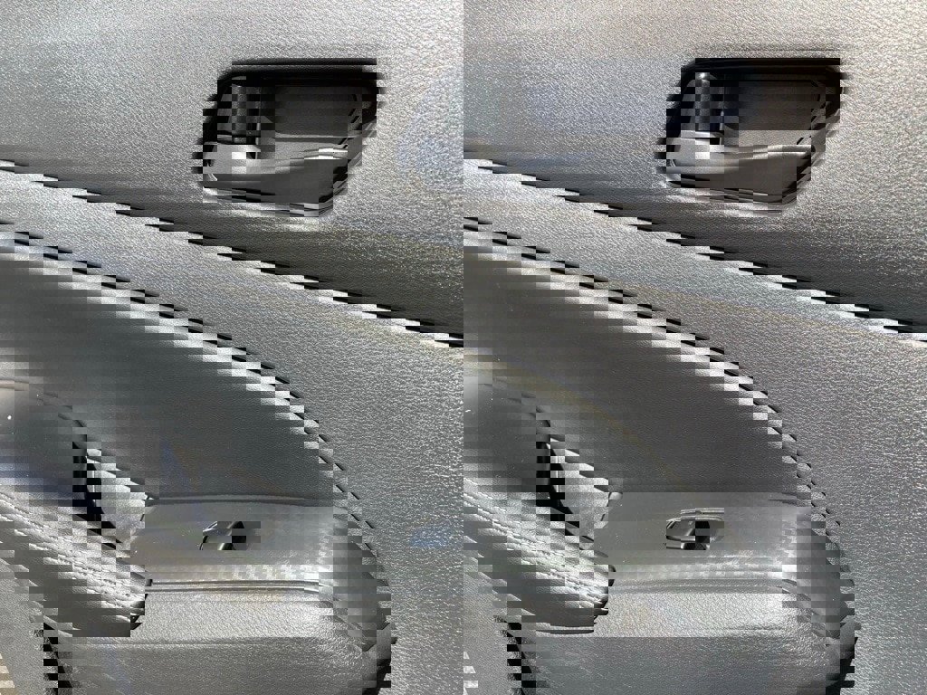 Used 2024 Nissan Altima 2.5 SV image 12