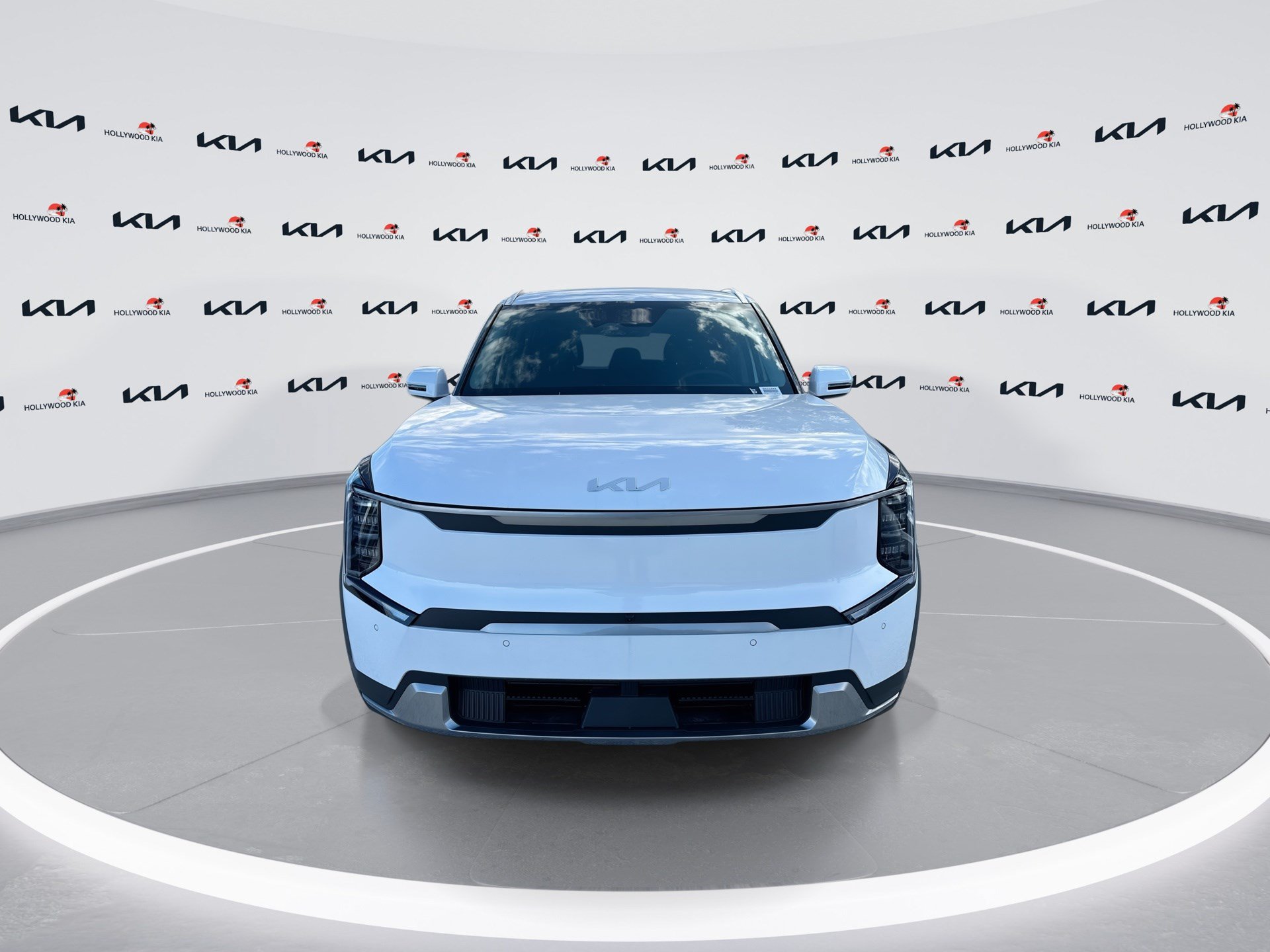 New 2026 Kia EV9 Wind AWD/4WD image 3