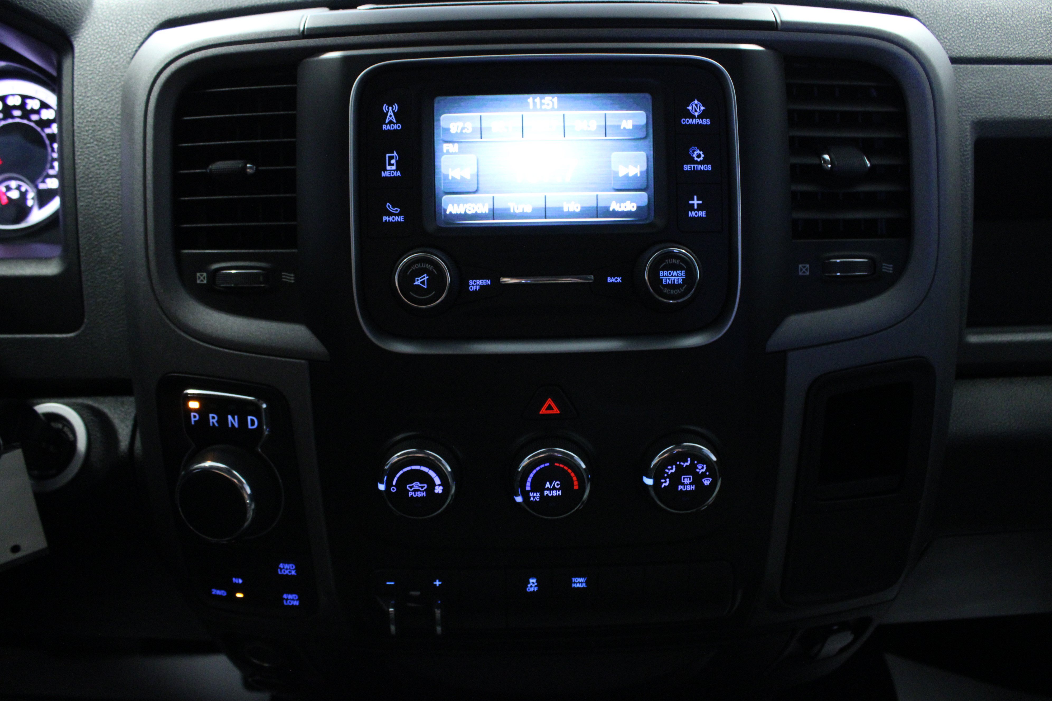 Used 2015 RAM 1500 Express AWD/4WD image 22