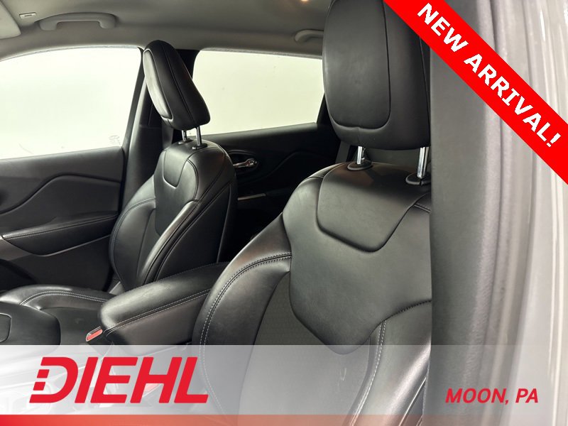 Used 2019 Jeep Cherokee Latitude Plus w/ Cold Weather Group image 15