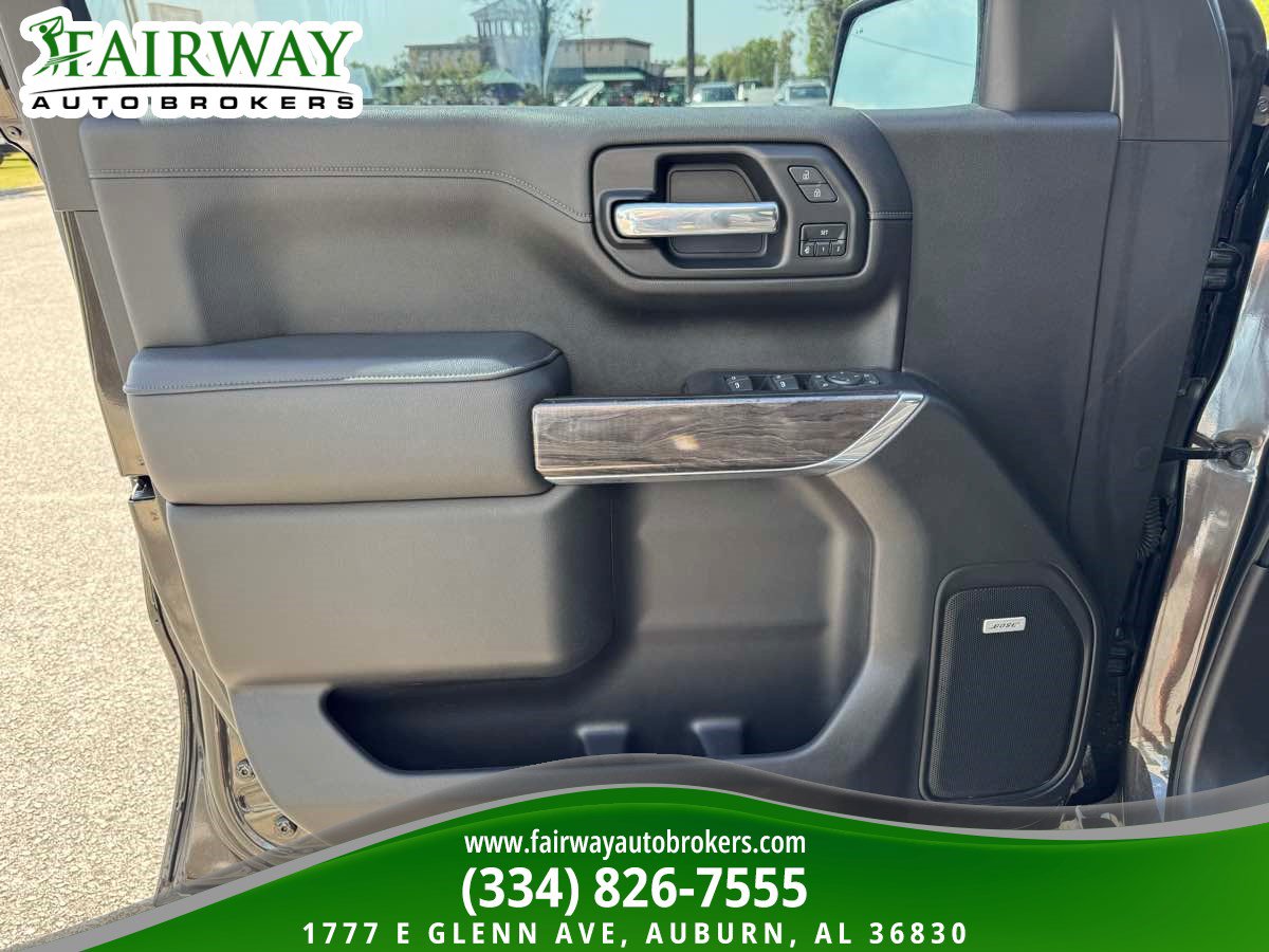 Used 2021 Chevrolet Silverado 1500 LTZ w/ LTZ Convenience Package II AWD/4WD image 27