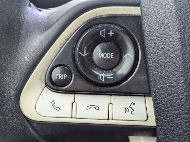 Used 2017 Toyota Prius Three FWD image 22