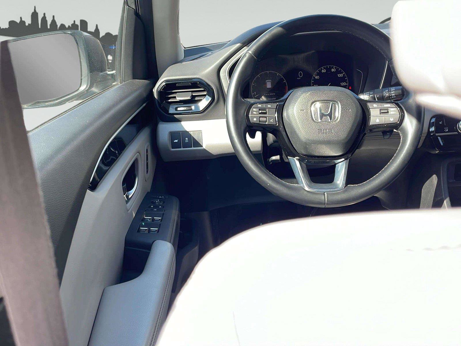 Used 2023 Honda Pilot Touring image 26