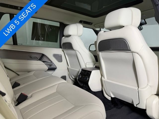 Used 2025 Land Rover Range Rover Long Wheelbase Autobiography AWD/4WD image 30